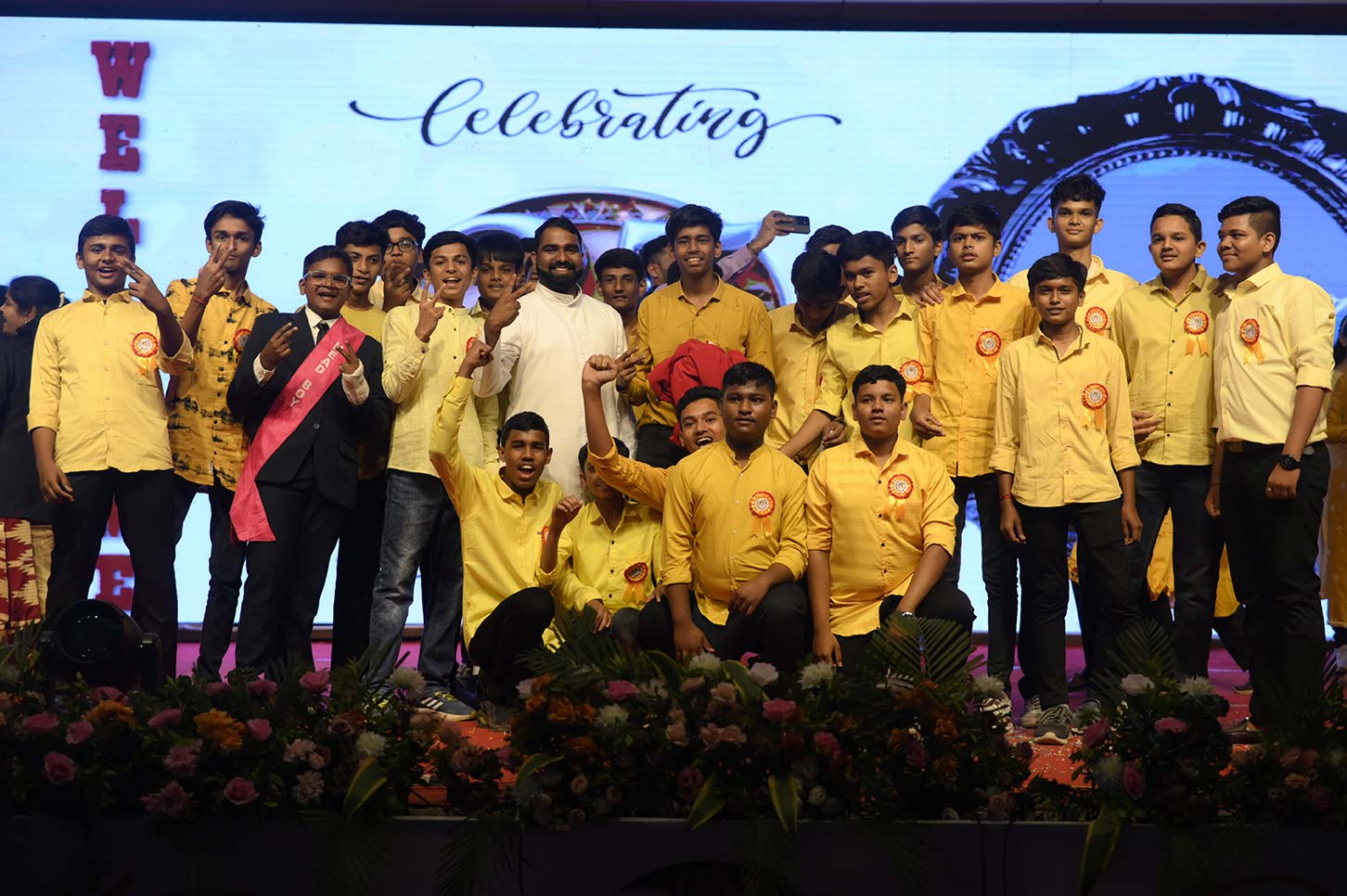 Vianney Vidya Mandir Ghugus top school in Chandrapur with modern campus and students